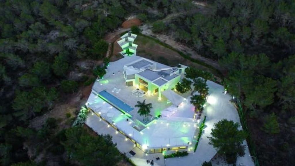 VILLA KETTY - 12BD - 2POOLS - SPA - GYM.pdf (6)