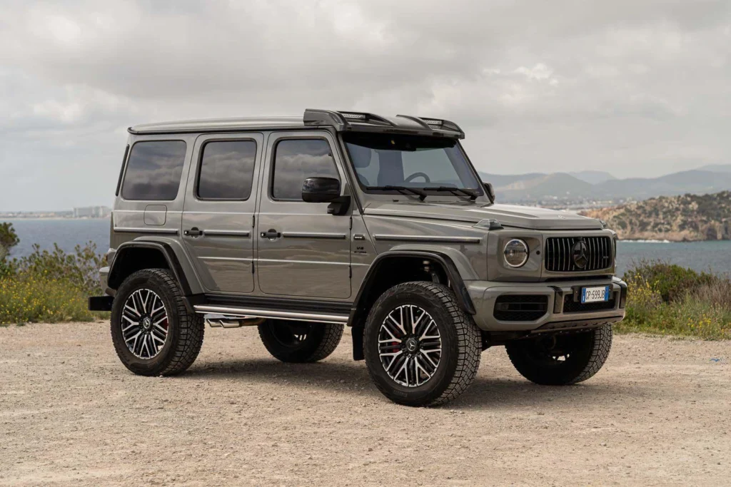 Mercedes G63 V8 AMG 4x4 GREY Mate Shine 2025 1